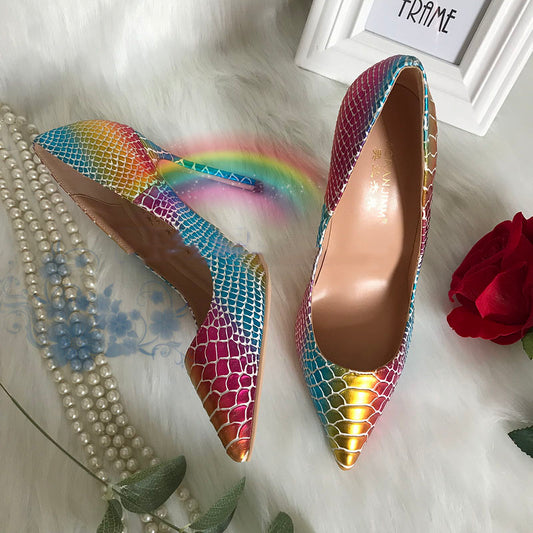 Туфли-лодочки с градиентным змеиным принтом и острым носком