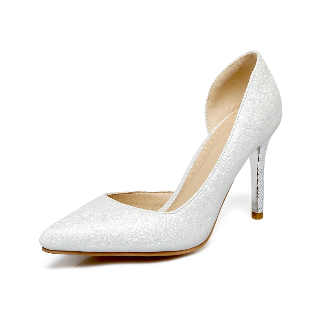 Туфли на высоком каблуке с острым носком