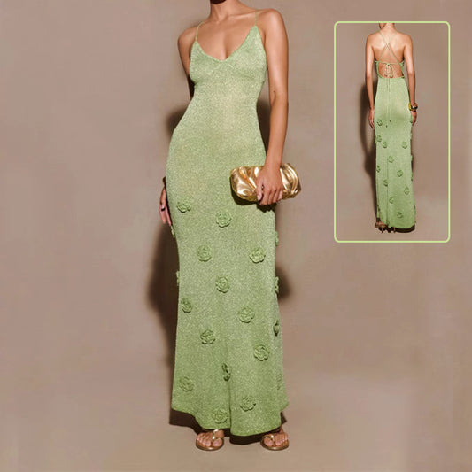 Вязаные цветы, платья на подтяжках, вязаные платья с блестками.